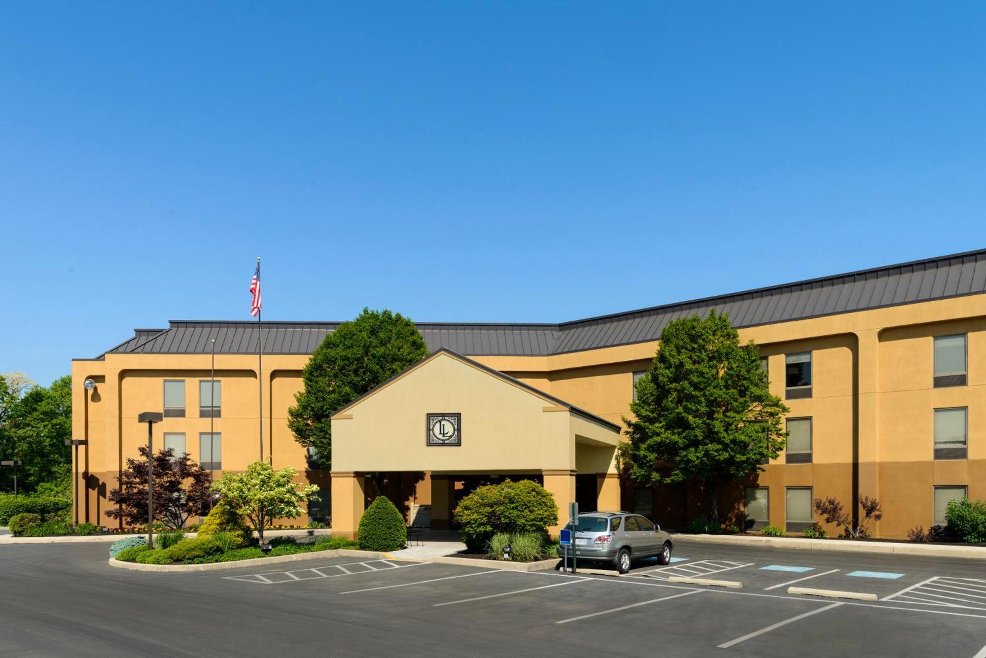 Larkspur Landing Carlisle Otel Dış mekan fotoğraf